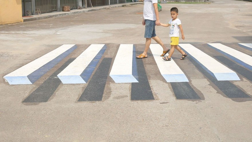 3d-street-art-prevent-speed-breakers-india-2