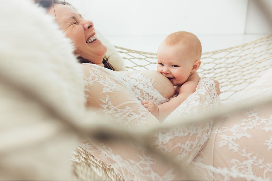 Breastfeeding-Stories-Moments-of-Motherhood-572b6dc204844__880
