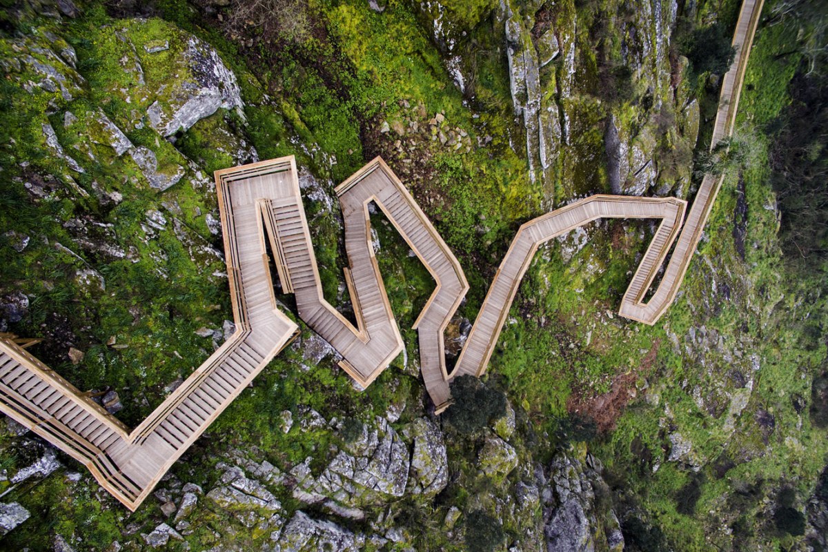 portugal-paiva-walkways-outdoor-staircase-01