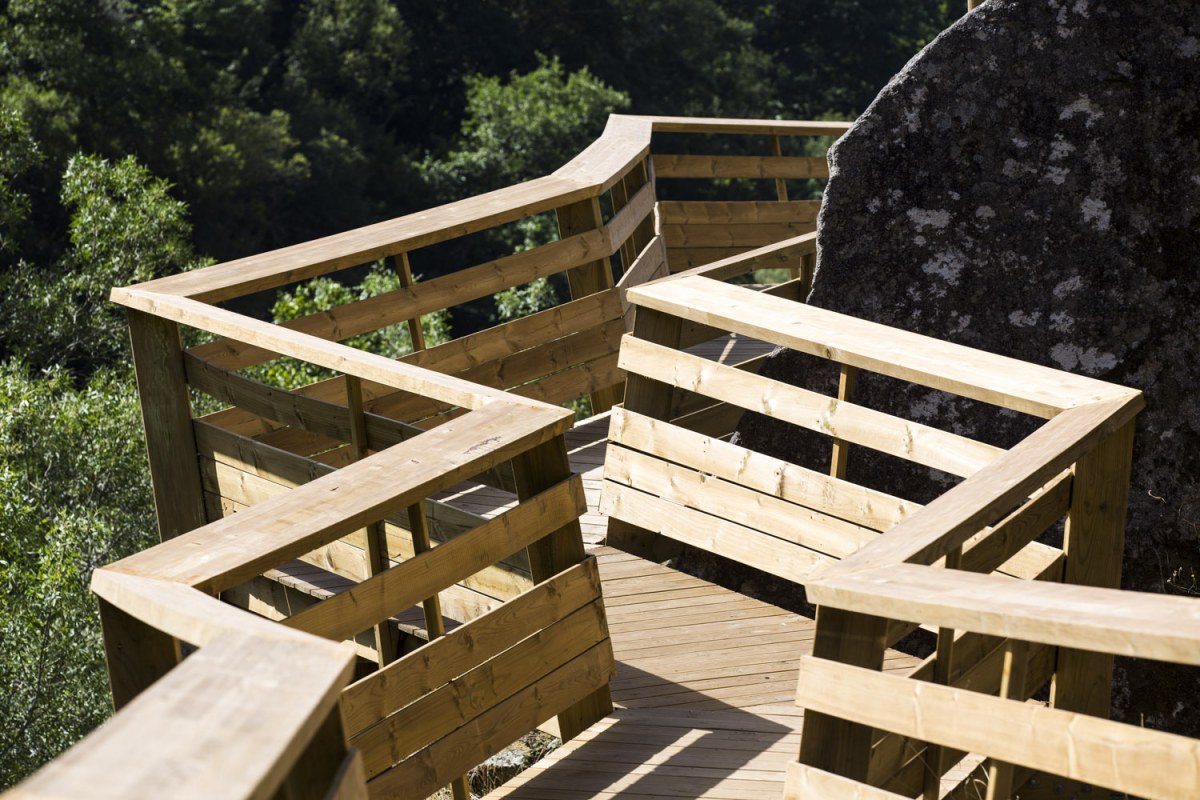 portugal-paiva-walkways-outdoor-staircase-05