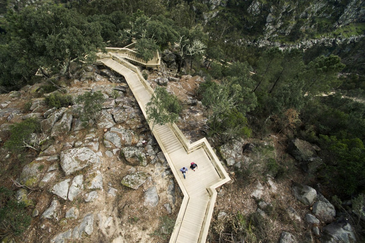 portugal-paiva-walkways-outdoor-staircase-10