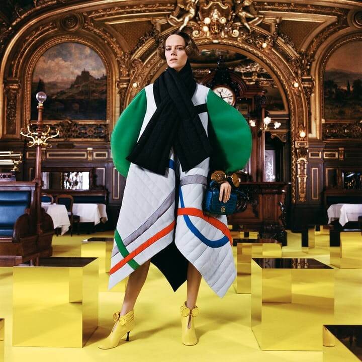 1614962217757414 loewe collezione donna autunno inverno 2021 showint the news lofficielitalia1