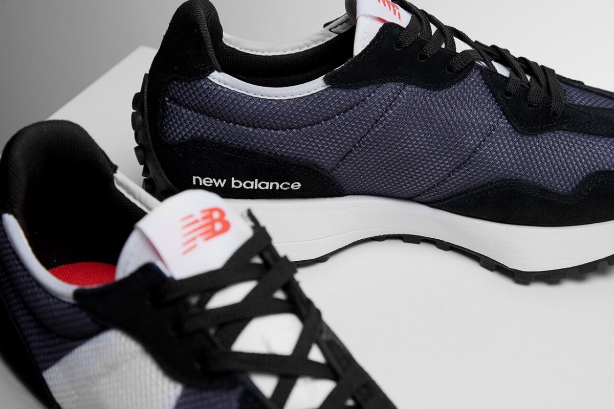 https hypebeast.com image 2021 03 new balance 327 black grey sneaker release information 002