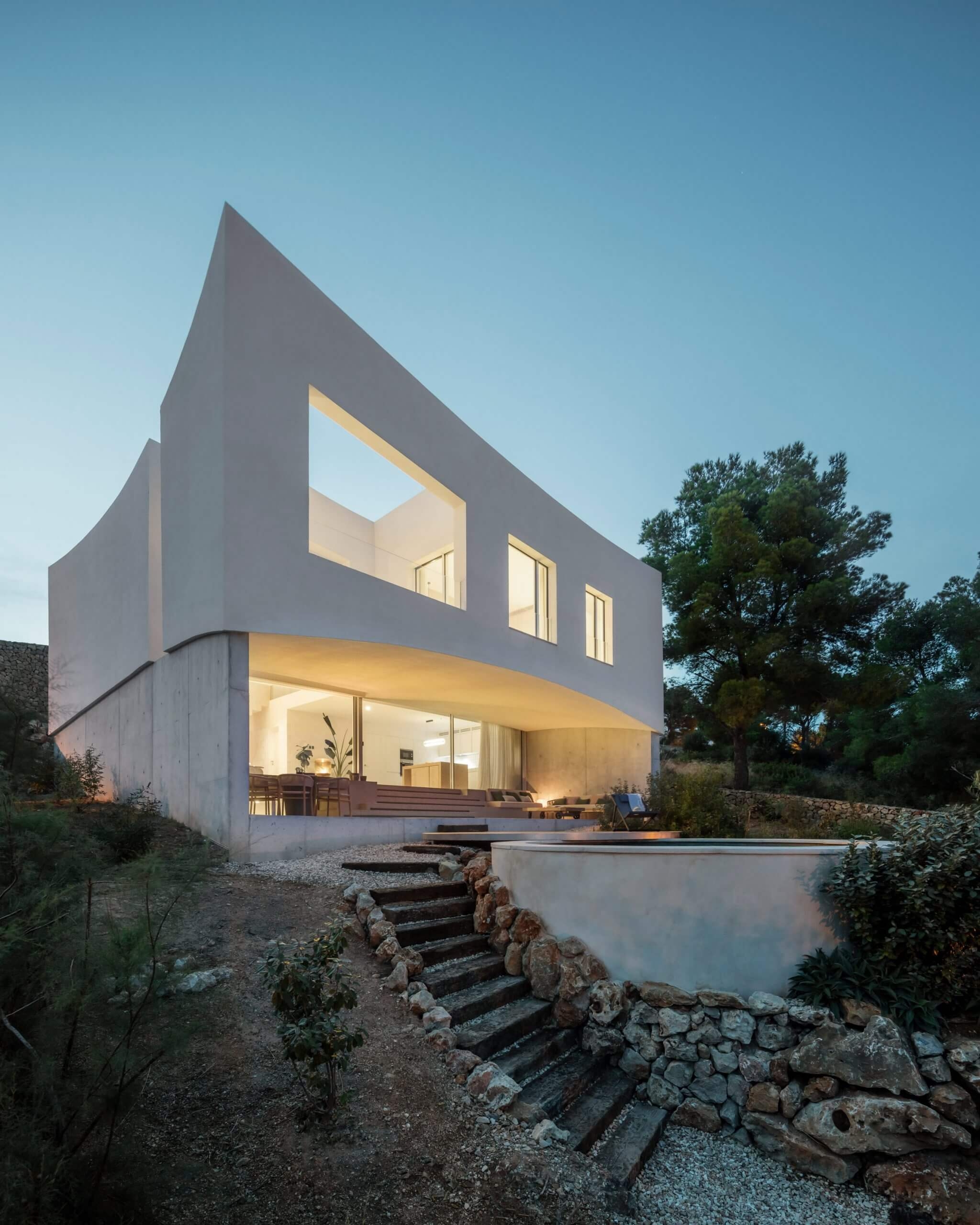 nomo studio curved house menorca spain architecture residential dezeen 2364 col scaled 1