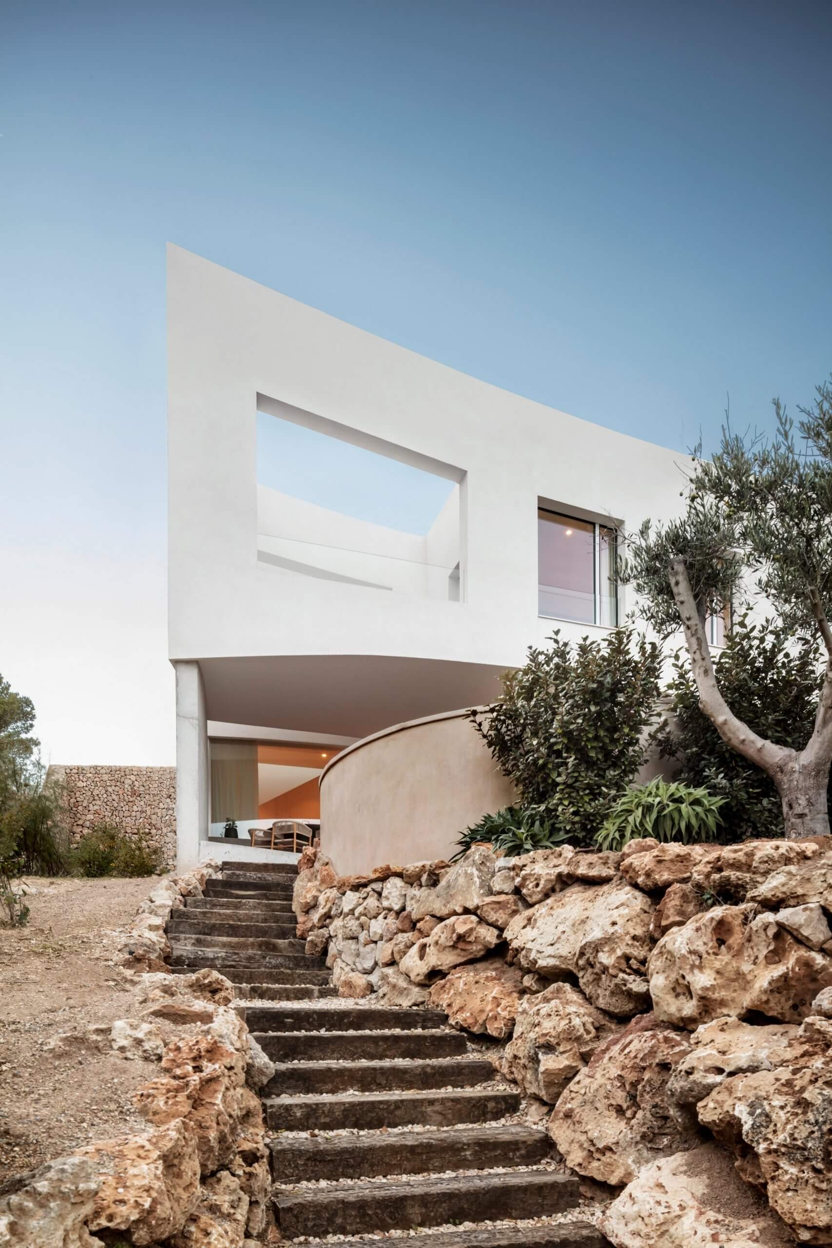 nomo studio curved house menorca spain architecture residential dezeen 2364 col 22 scaled 1