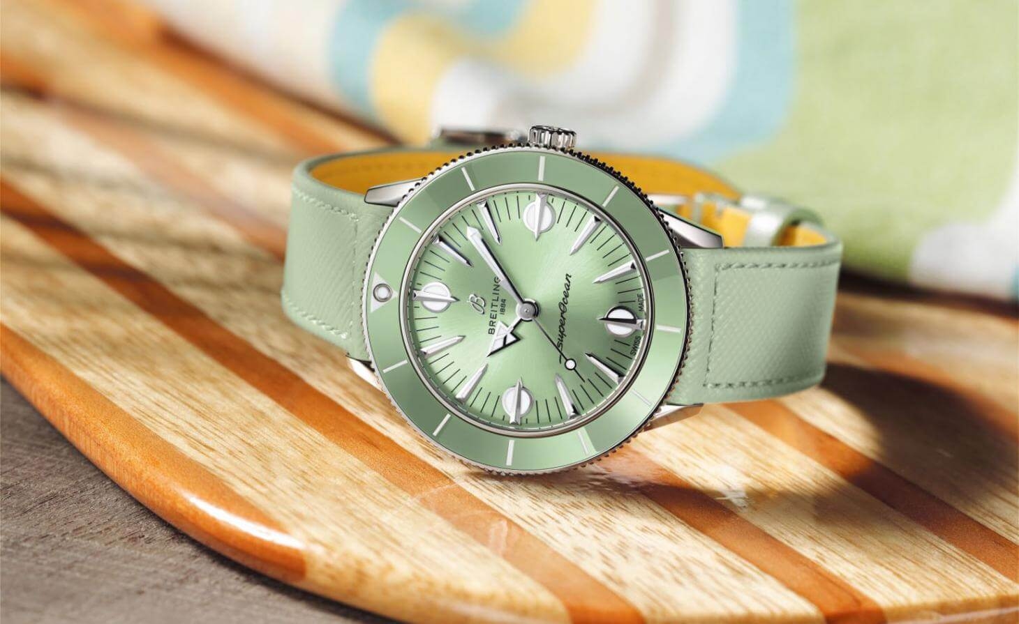 breitling3mint green lifestyle 1