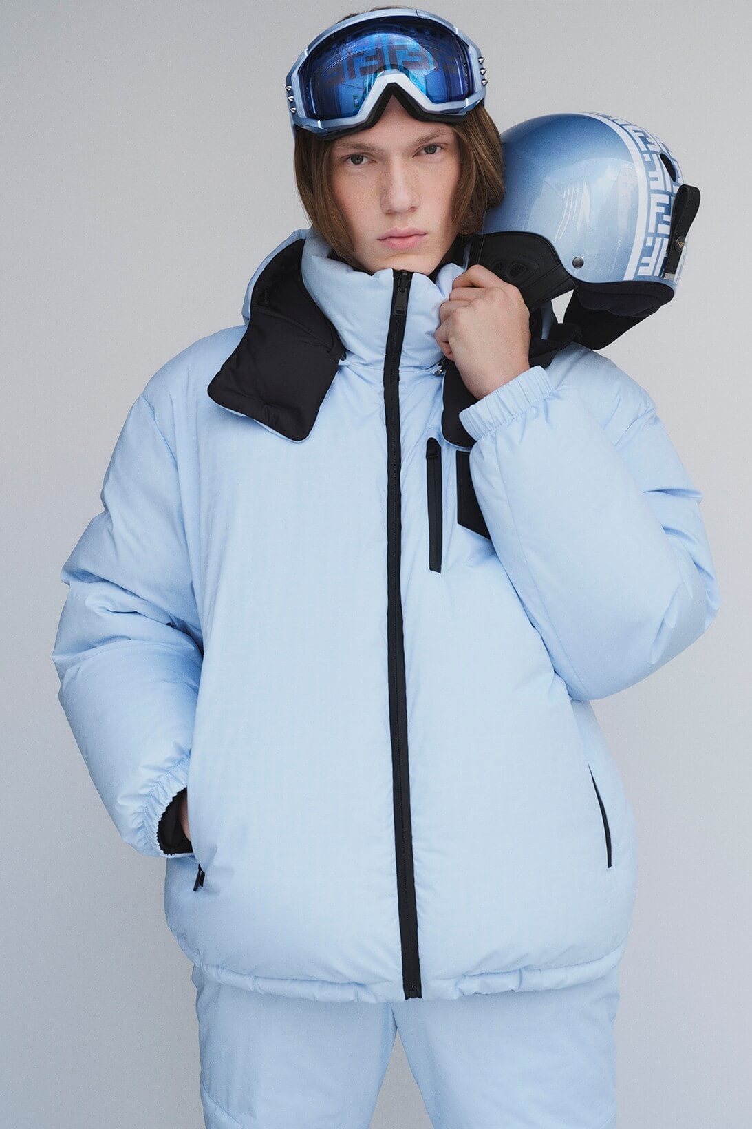 https hypebeast.com image 2021 10 fendi 2021 winter skiwear collection release info 007