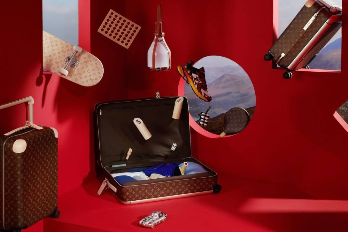 1658239718128071 preview image LV The Rolling Luggage 3 1