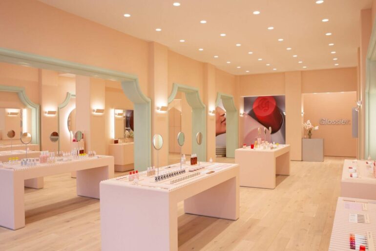 glossier store boston dezeen hero 1704x959 1