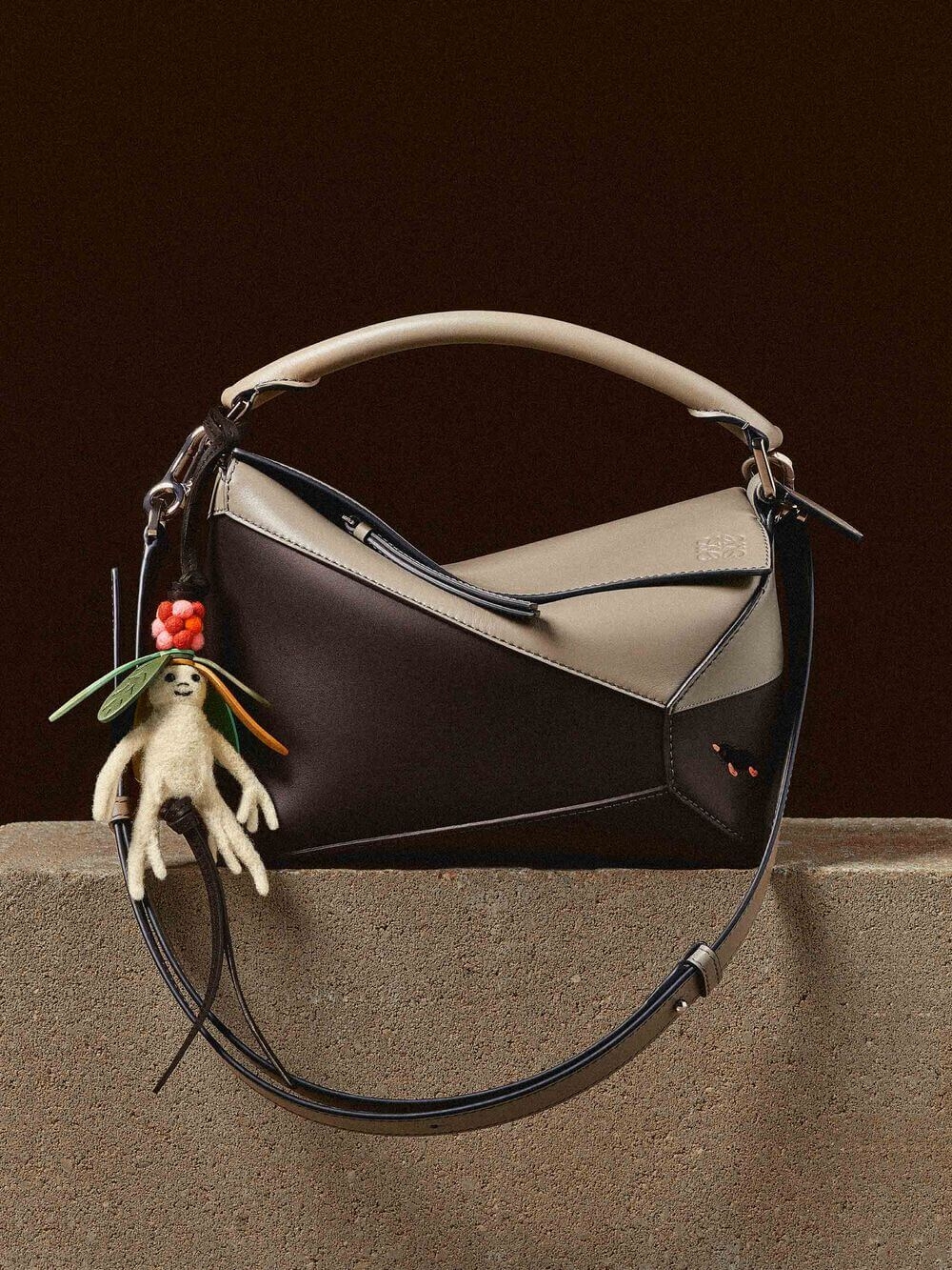 LOEWE SS24 PRECO GIFTING STILL LIFE RGB CROPPED 2250x3000 21 (1)