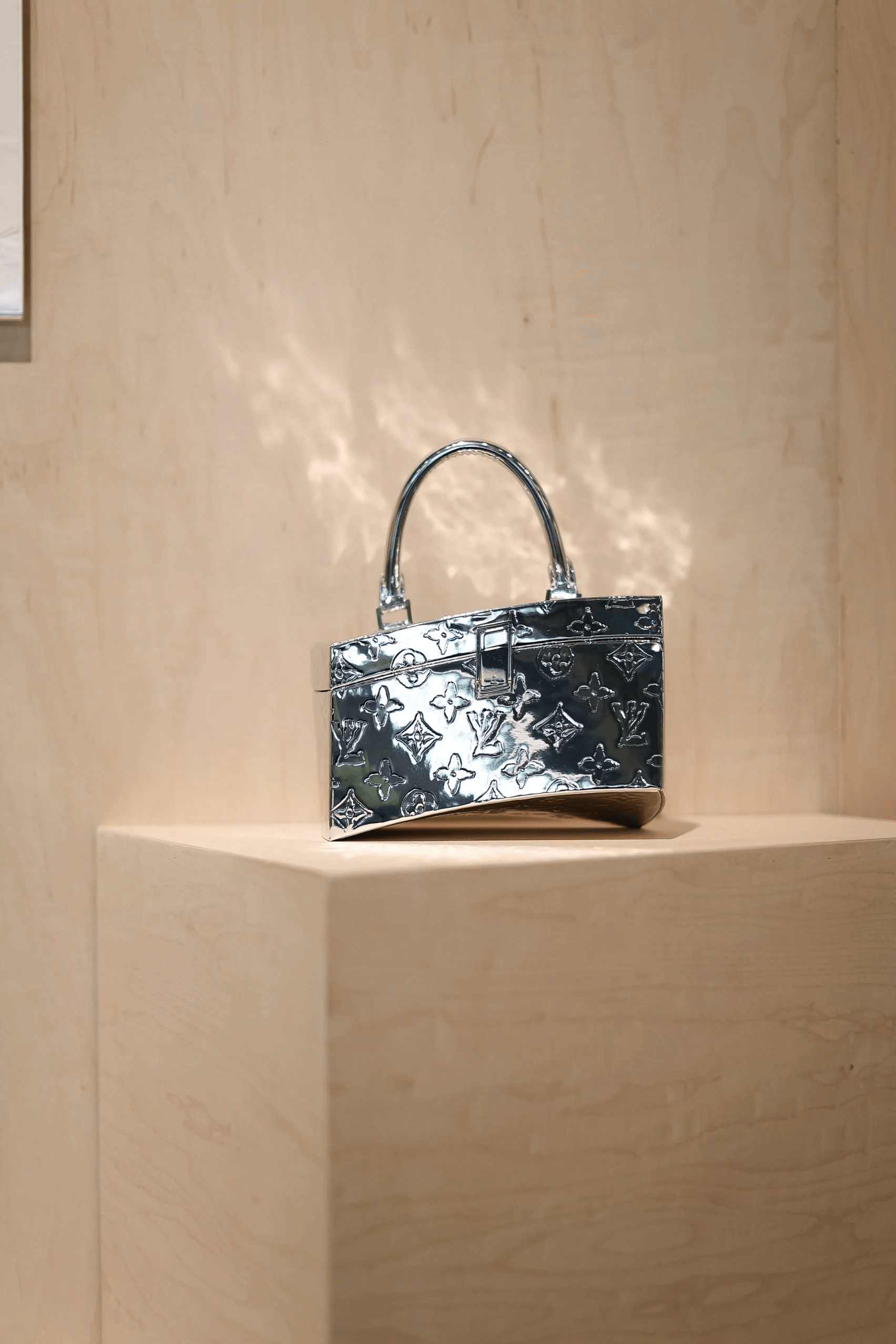 frank gehry louis vuitton handbag art basel miami beach