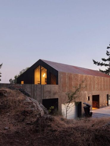 hero shor house measured architecture residential dezeen 2364 col 0 1704x959 (1)